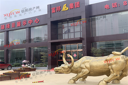 防盗门打发泡胶还是灌浆
