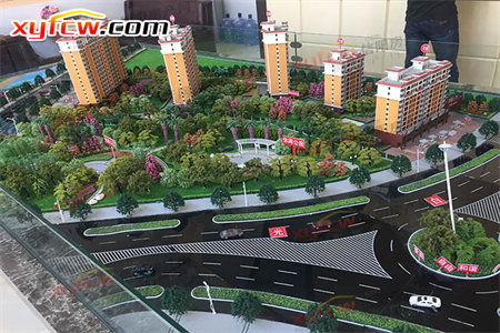 中央花园五楼135平三室精装带储藏室125万可按揭